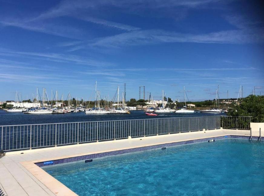Appartement Vue Exceptionnelle Sur La Mer, Piscine, Parking Prive - Sur L'Ile Des Pecheurs Agde Exterior photo