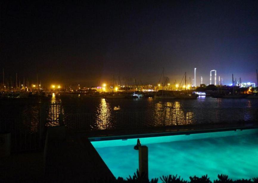 Appartement Vue Exceptionnelle Sur La Mer, Piscine, Parking Prive - Sur L'Ile Des Pecheurs Agde Exterior photo